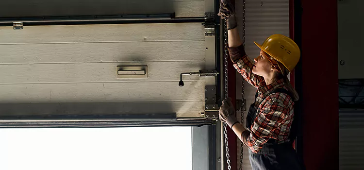 Addressing Common Garage Door Stoppage Issues in Chalmette, LA